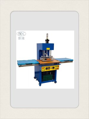 Καλή τιμή. ΚΥ-0205 Δημιουργία μοναδικών ετικετών ενδυμάτων με ρυθμιζόμενη μηχανή ανάγλυψης ενδυμάτων θερμοκρασίας πίεσης σε απευθείας σύνδεση